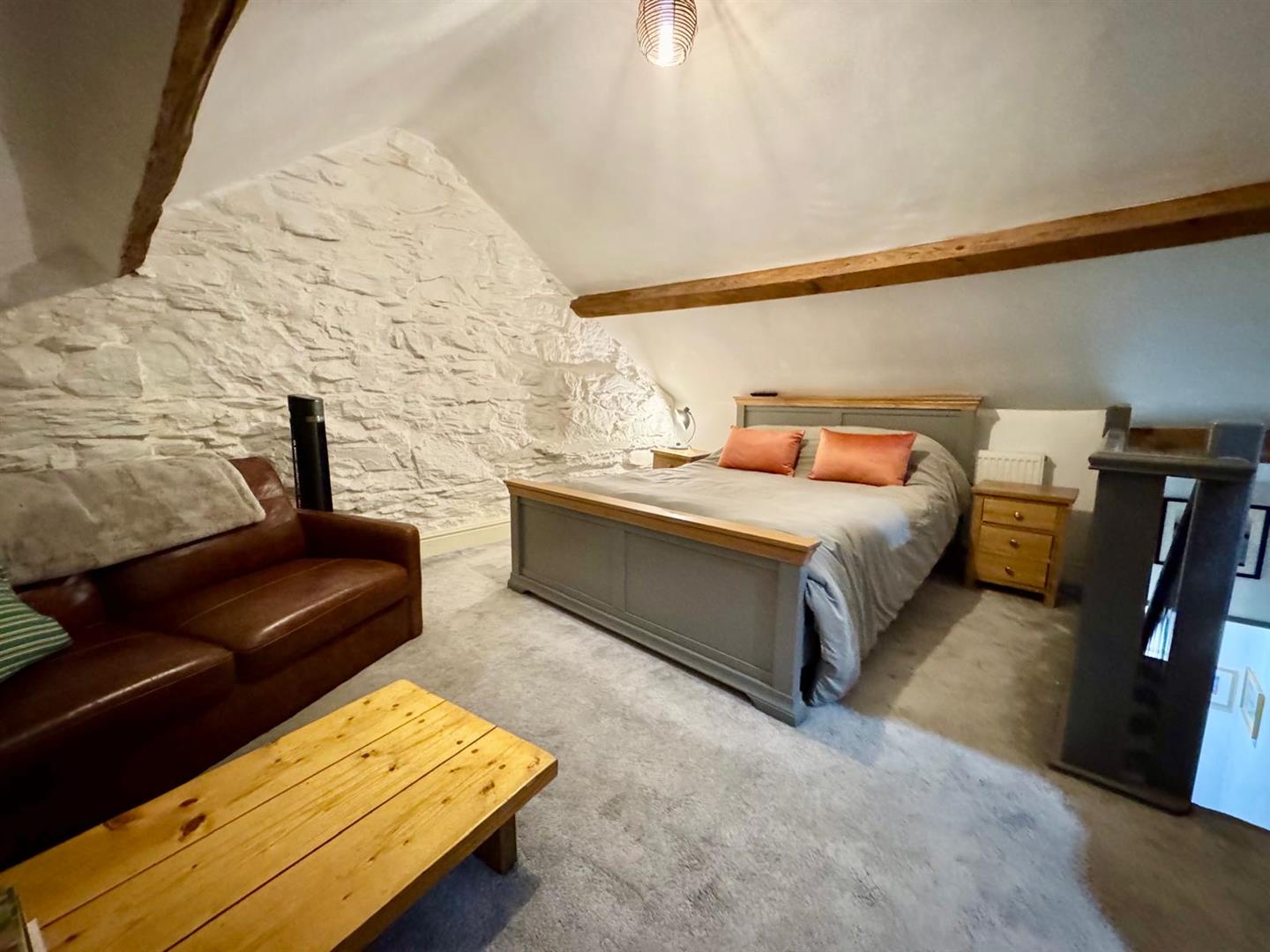 PHOTO-2025-10-16-14-32-16 (9).jpg